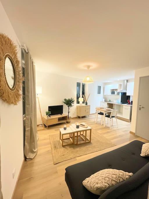 / Cocon \ Paisible Hyper Centre Rodez Apartment Exterior photo